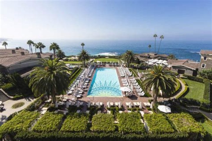 10 Best Lavish (Luxury) Beach Resorts In California: Best Places To Stay - SarkariResult