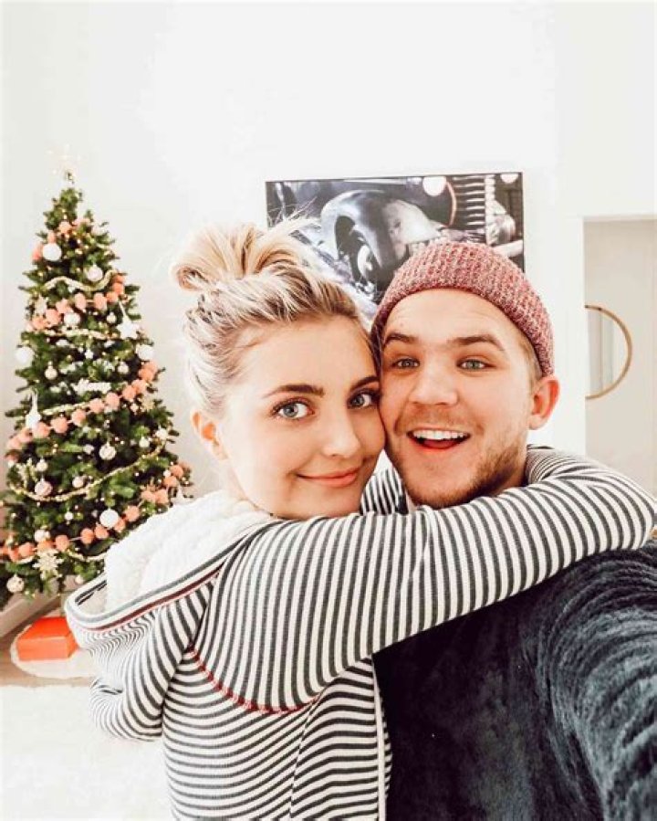 Aspyn Ovard Wedding, Husband, YouTube, Net Worth, Bio, Wiki