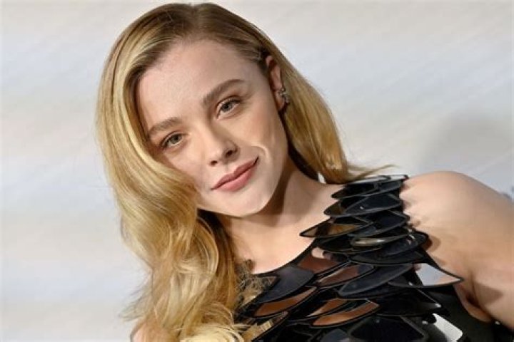 Chloe Grace Moretz Net Worth: Details About Cars, Height, Movies, Age - SarkariResult