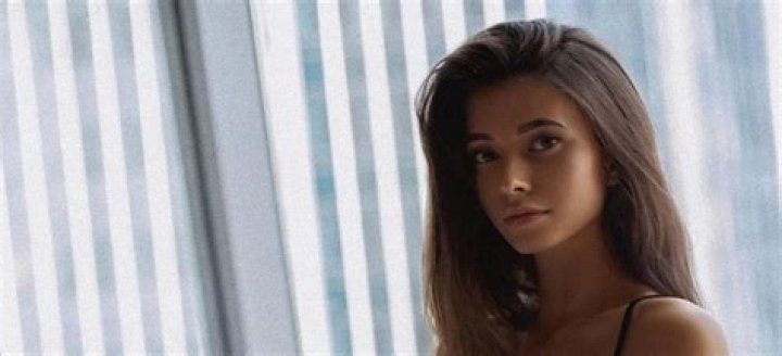 Cristy Ren Bio
