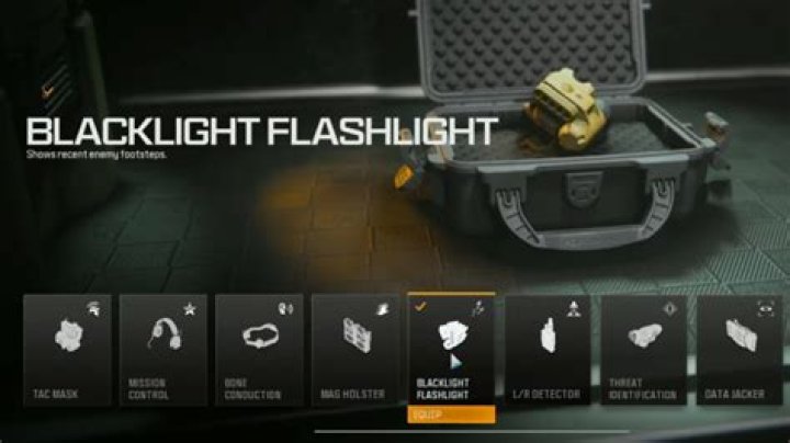 How to Get Kills With the Blacklight Flashlight in Modern Warfare 3? - SarkariResult
