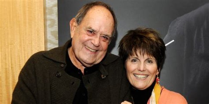 Katharine Luckinbill Married, Husband, Net Worth, Earnings, Facts, Wiki-Bio