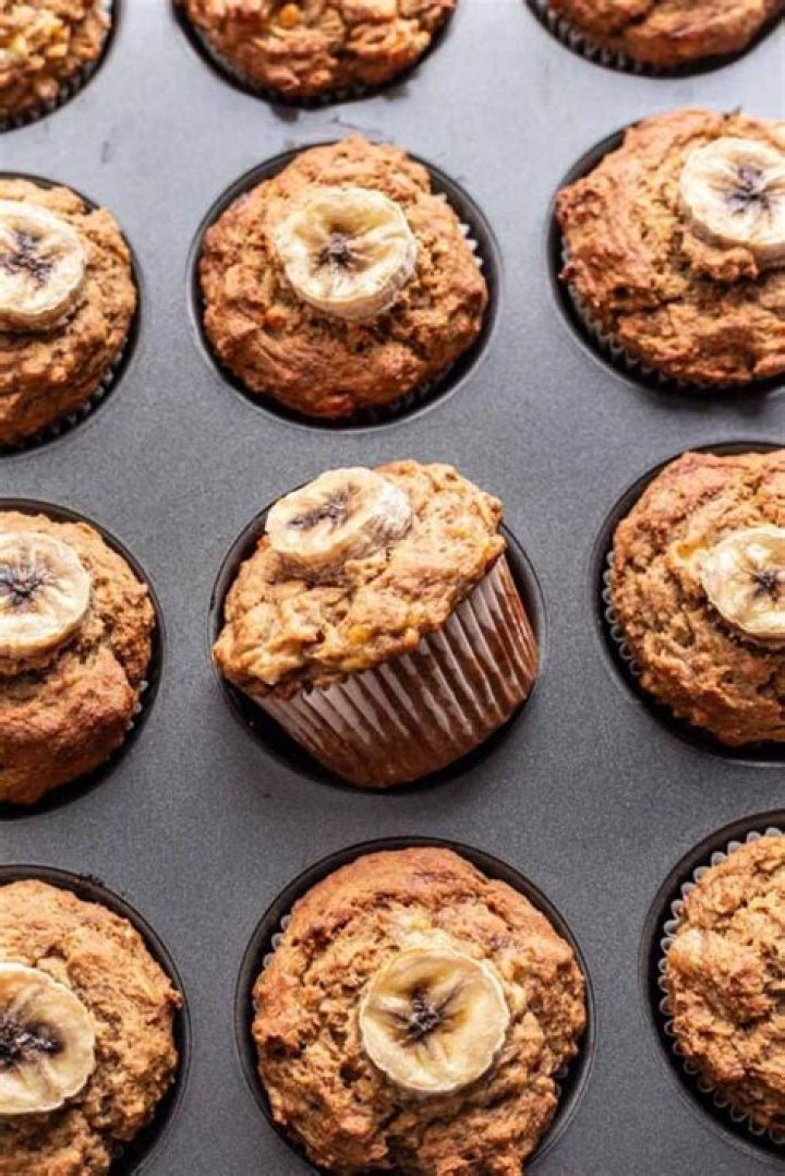 Peanut Butter Banana Oatmeal Muffins