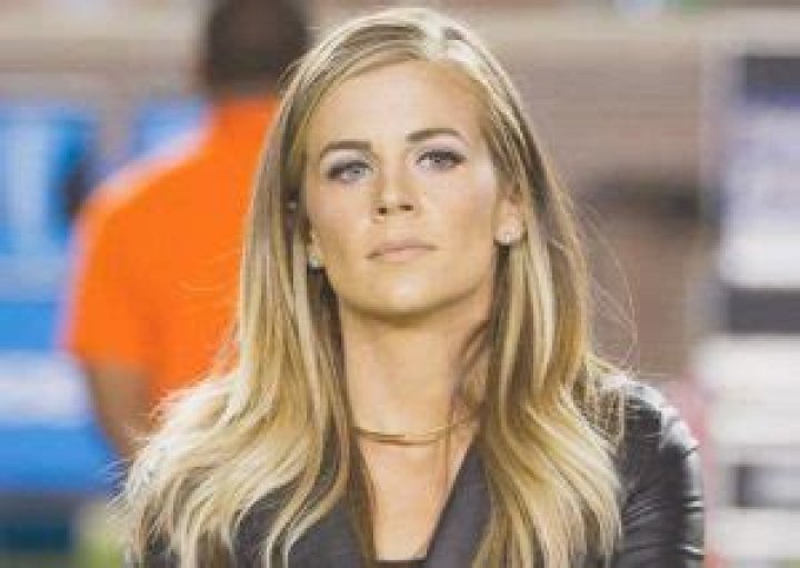 Samantha Ponder Height, Weight, Measurements, Bra Size, Shoe Size