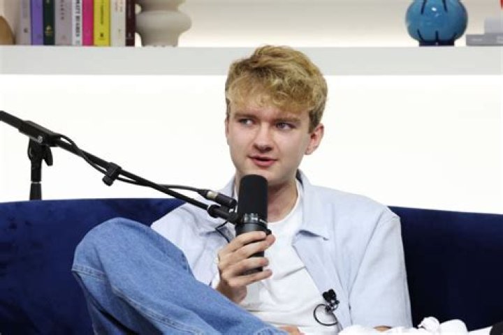 TommyInnit Net Worth (Updated 2023) Earnings, Salary, Wiki