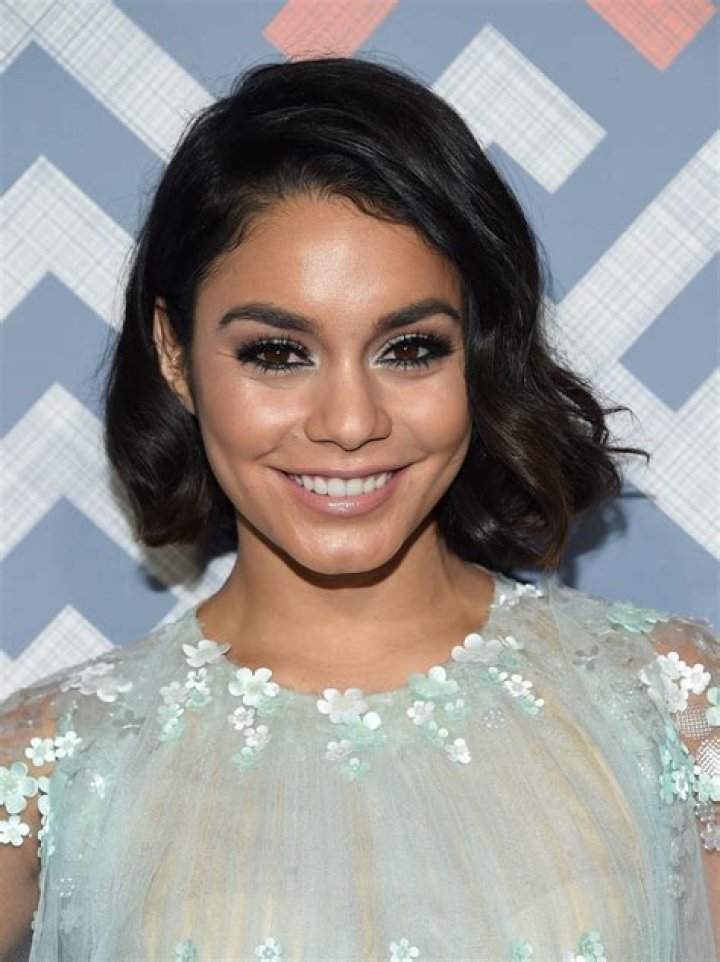 Vanessa Hudgens Net Worth: Details About Movie, Income, Age, Cars, Career - SarkariResult