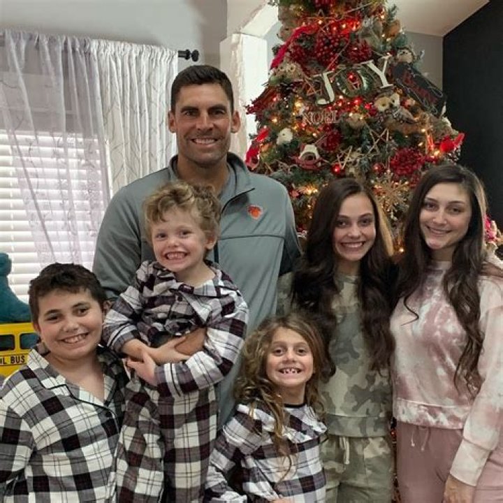 Wally Szczerbiak Net Worth: Details About Contract, Wife, Stats, Family - SarkariResult