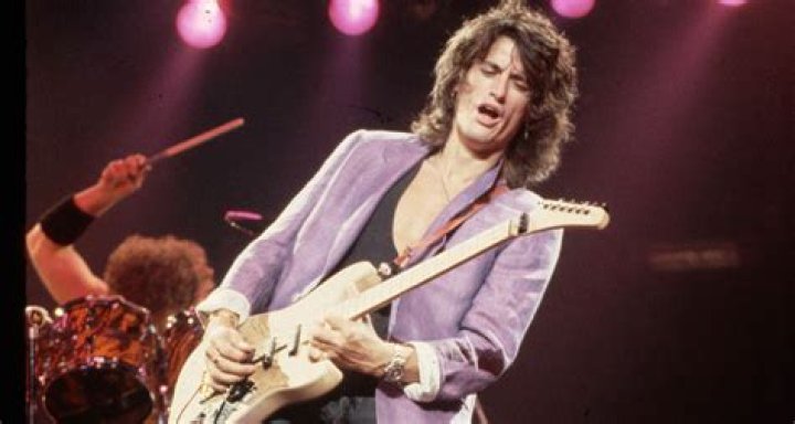 What is Joe Perry's Current Age? Exploring the Path of Aerosmith's Iconic Guitarist - SarkariResult